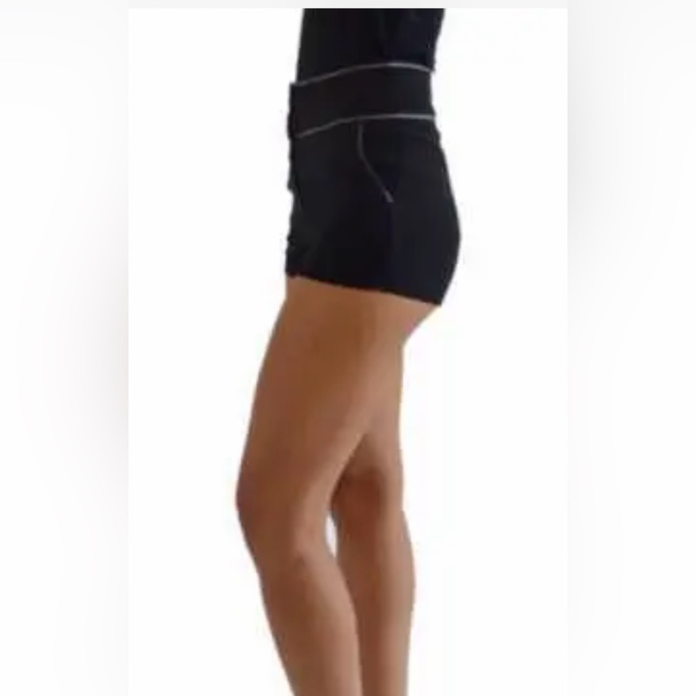 Bebe short shorts